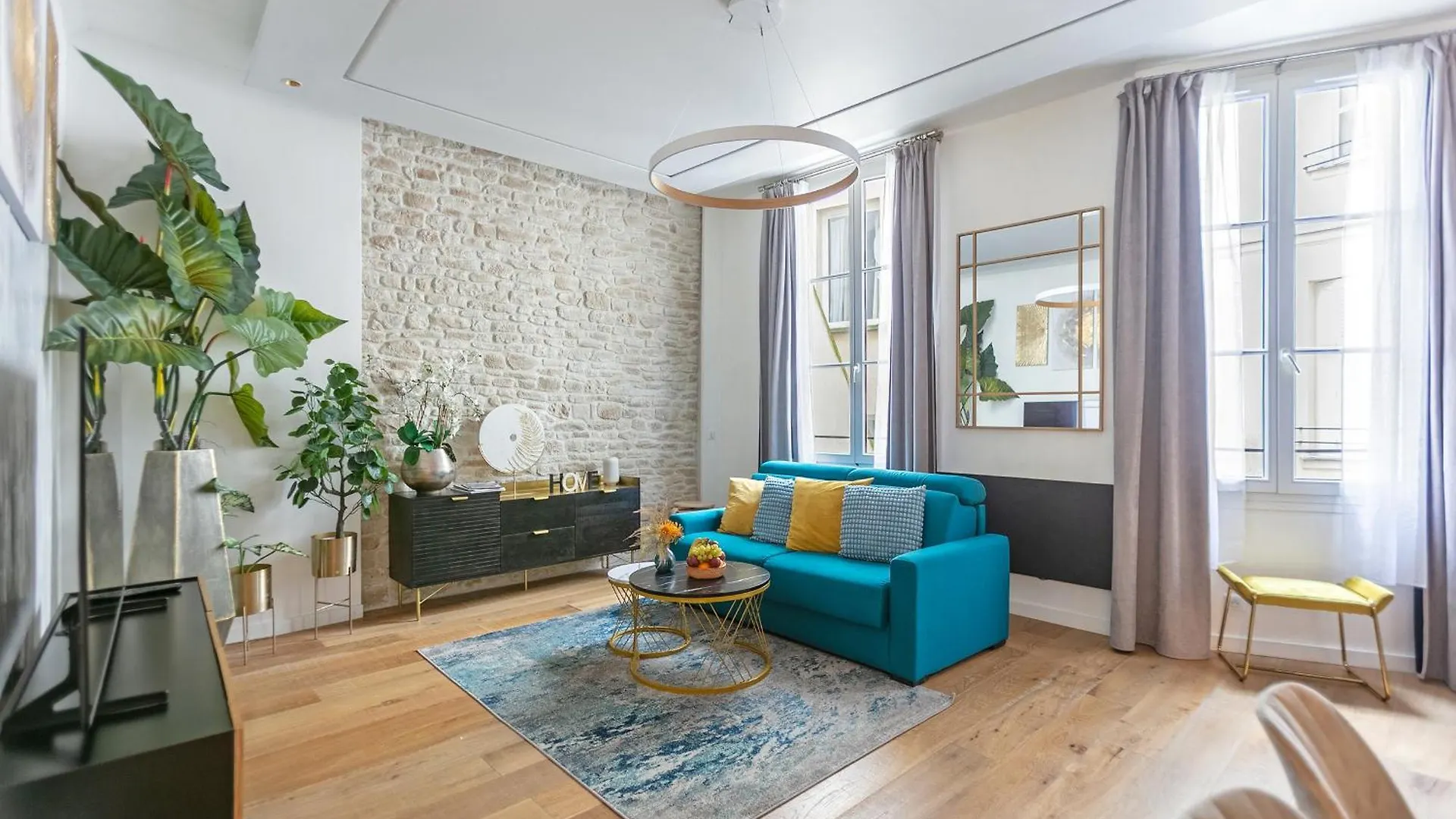 Elegante Parisienne Au Coeur Du Marais *